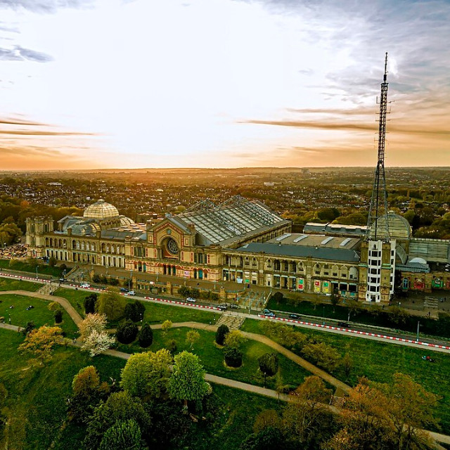 Photo: Jack Rose @ Wikipedia.