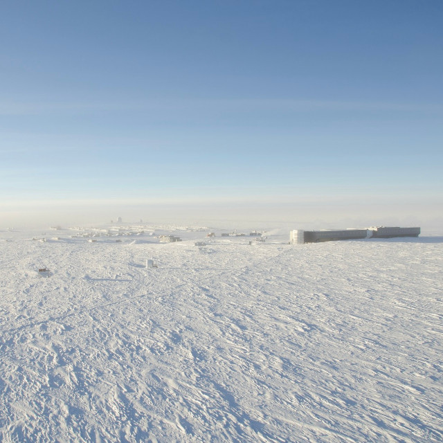 Atmospheric Research Observatory, South Pole, Antarctica. Photo by <a href="https://unsplash.com/@noaa?utm_source=unsplash&utm_medium=referral&utm_content=creditCopyText">NOAA</a>