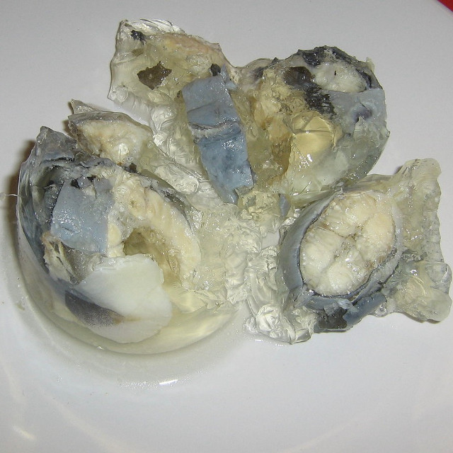 A plate of jellied eels. Photo: JanesDaddy @ Wikipedia.
