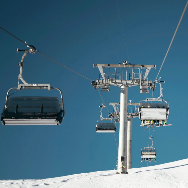 Photo by <a href="https://unsplash.com/@vbk_media?utm_source=unsplash&utm_medium=referral&utm_content=creditCopyText">Valentin Kremer</a>