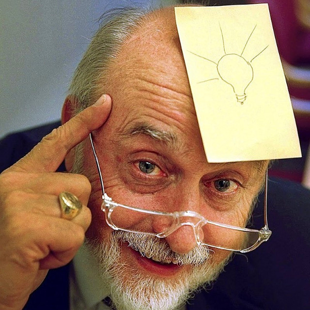 Arthur Fry with a Post-it note on his forehead. Photo: Signe Dons @ Wikipedia